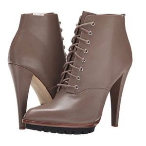 Calvin Klein Laneige Boot in winter taupe